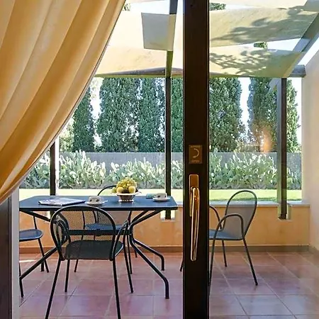 Tranquil Lantana 1 Bedroom Sleeps 5 4*